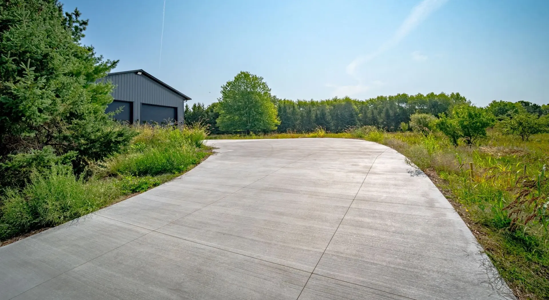 White Bear Lake, Mn Concrete Driveway for Garage