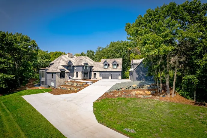 Concrete driveways and patios, driveway and patio combo, stamped concrete finishes, top-rated concrete contractors near me, custom concrete work